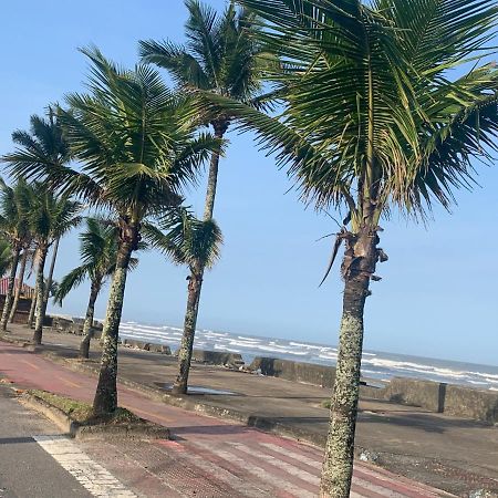 Casa De Praia Aconchegante Proxima Ao Centro Mongaguá エクステリア 写真